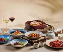 国泰航空双奖闪耀，空姐增员，多元举措火力全开